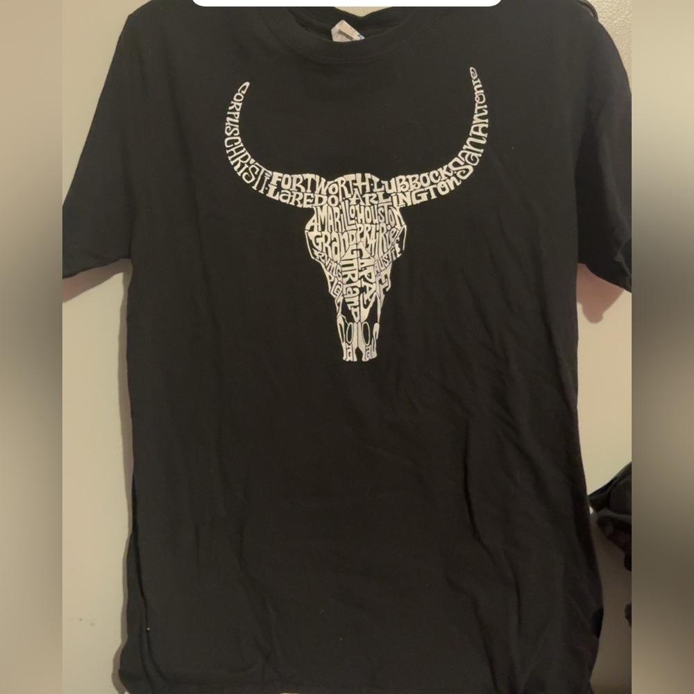 Black Graphic T-Shirt with Bull Design